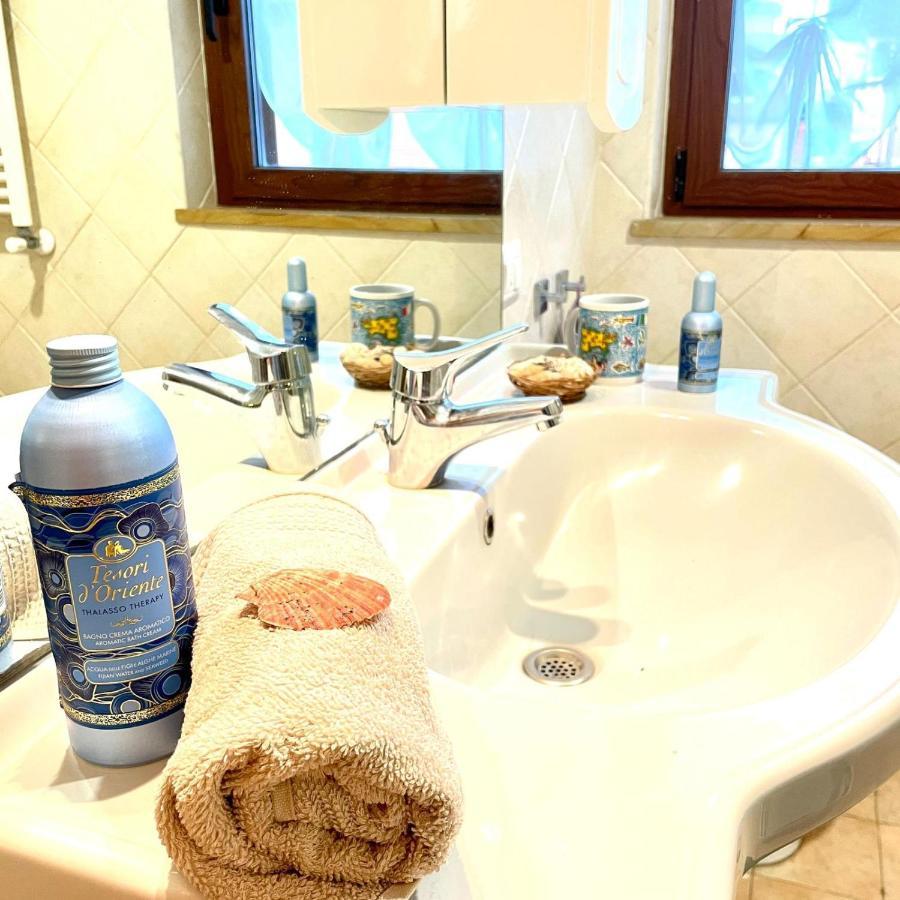 K-Rome Airport Sea View Apartment Фиумичино Екстериор снимка