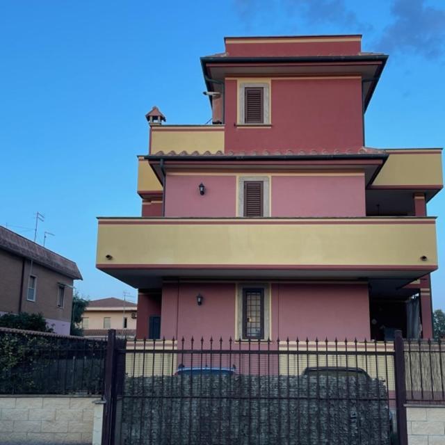 K-Rome Airport Sea View Apartment Фиумичино Екстериор снимка